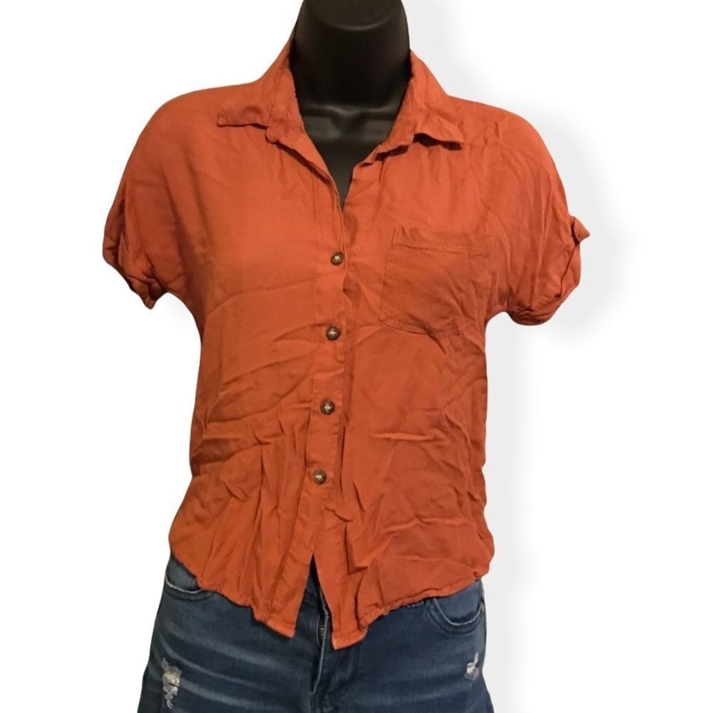 STYLE Envy Coral Pink Button Down Blouse Low High